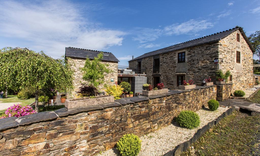 Affittacamere Casa Pineiro Monfero Esterno foto